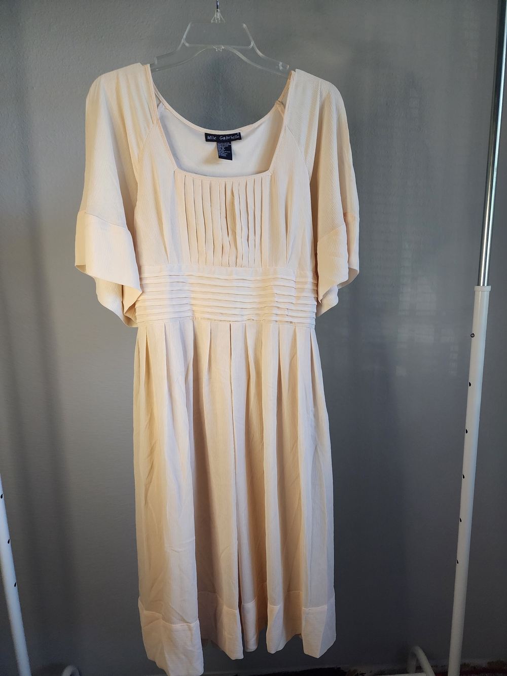 Mlle Gabrielle Cream Pleated Midi Dress